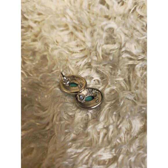 Pair of Vintage Oval Turquoise Earrings - Picture 5 of 5